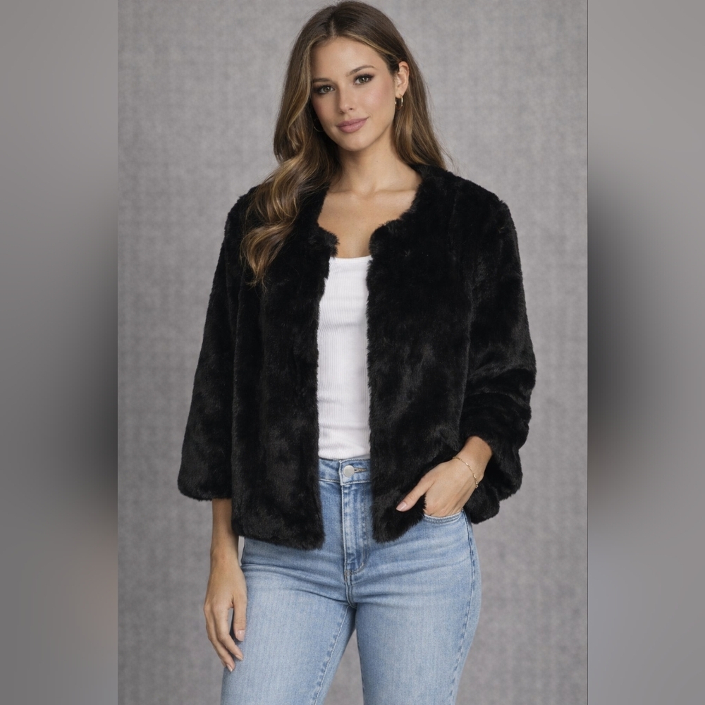 Lauren Conrad shrug
